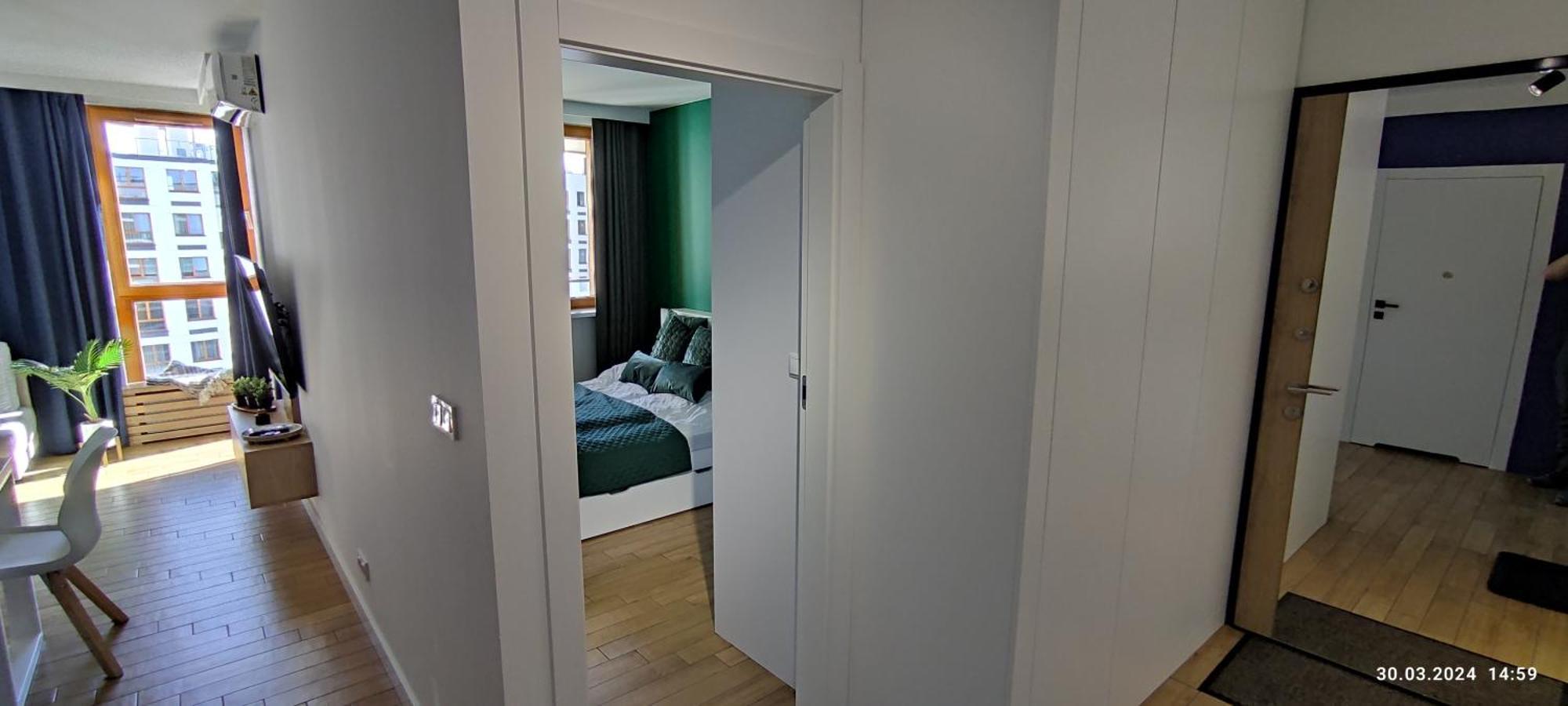 Wola Blue Modern Apartment ワルシャワ エクステリア 写真